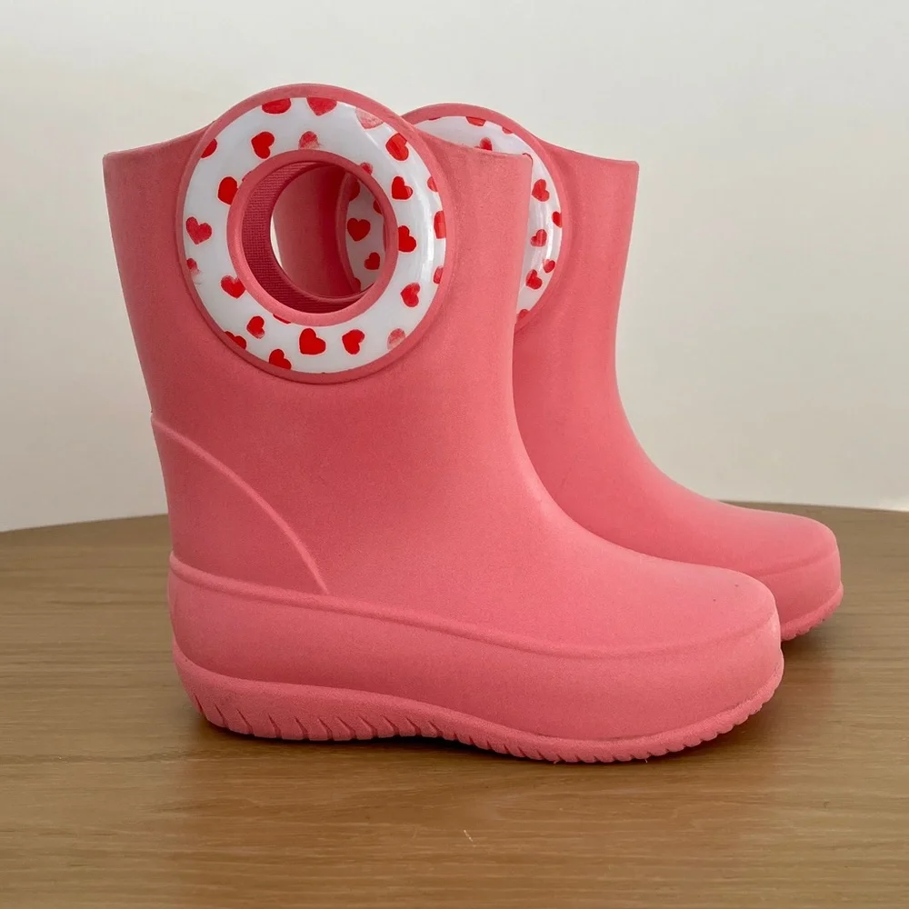 Okabashi Rain Boots (size 6)